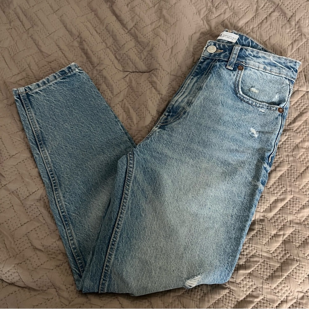 Zara Mom Fit Jeans
